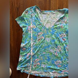 Lilly Pulitzer Etta Vneck Tee